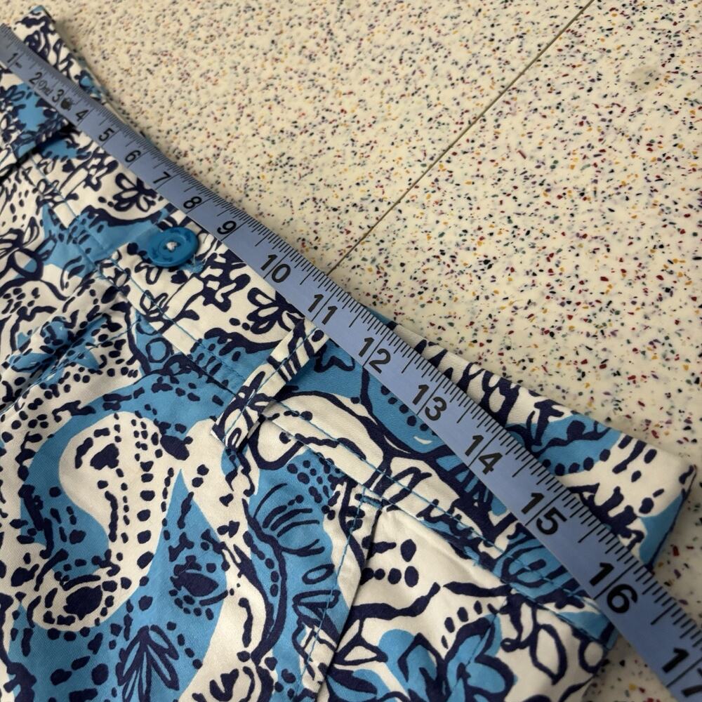 Lilly Pulitzer Women’s Blue White Floral Paisley Print Shorts 4 Small Beach Mom - Picture 4 of 6